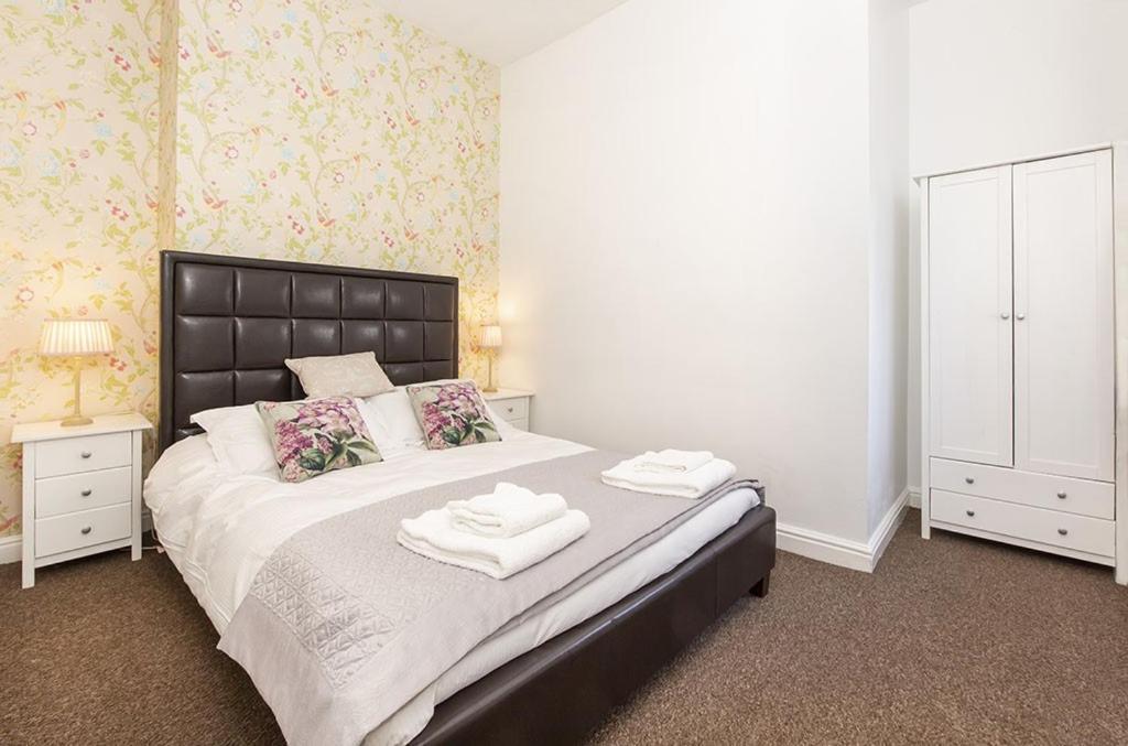 York City Center Apartments With Free Private Parking Екстер'єр фото